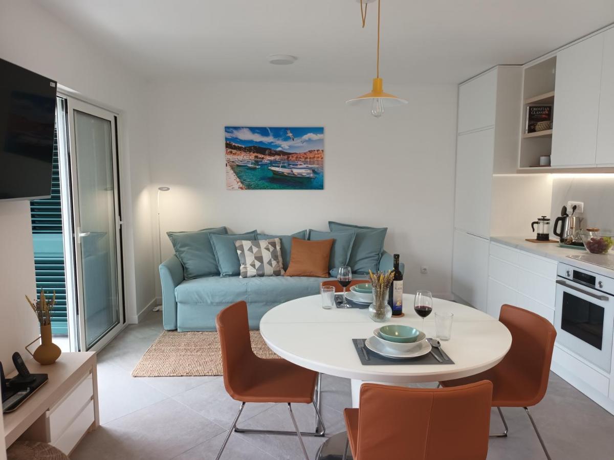 Jesliving Hvar - 2 Bedroom Elegant Apartment With Sea View In Historic Center Of Hvar Town Exteriér fotografie