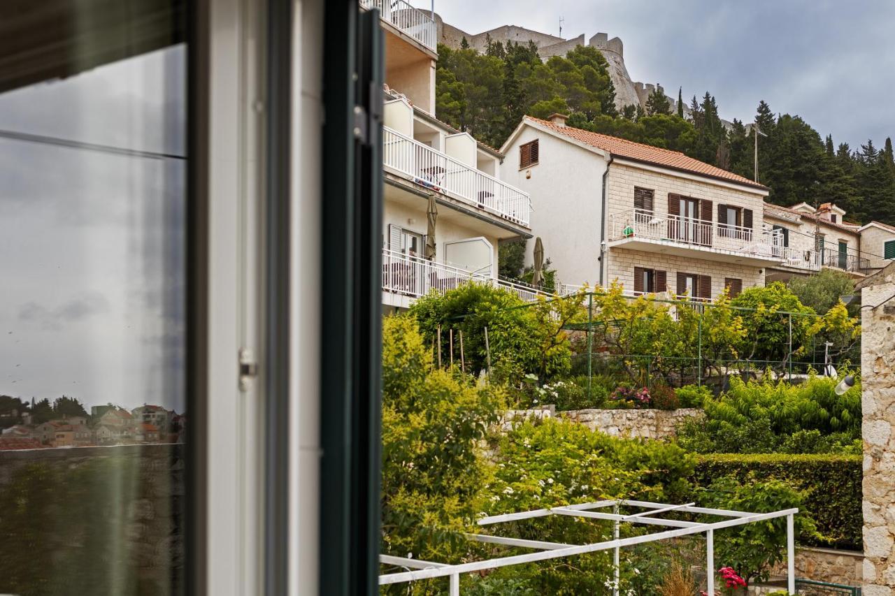 Jesliving Hvar - 2 Bedroom Elegant Apartment With Sea View In Historic Center Of Hvar Town Exteriér fotografie